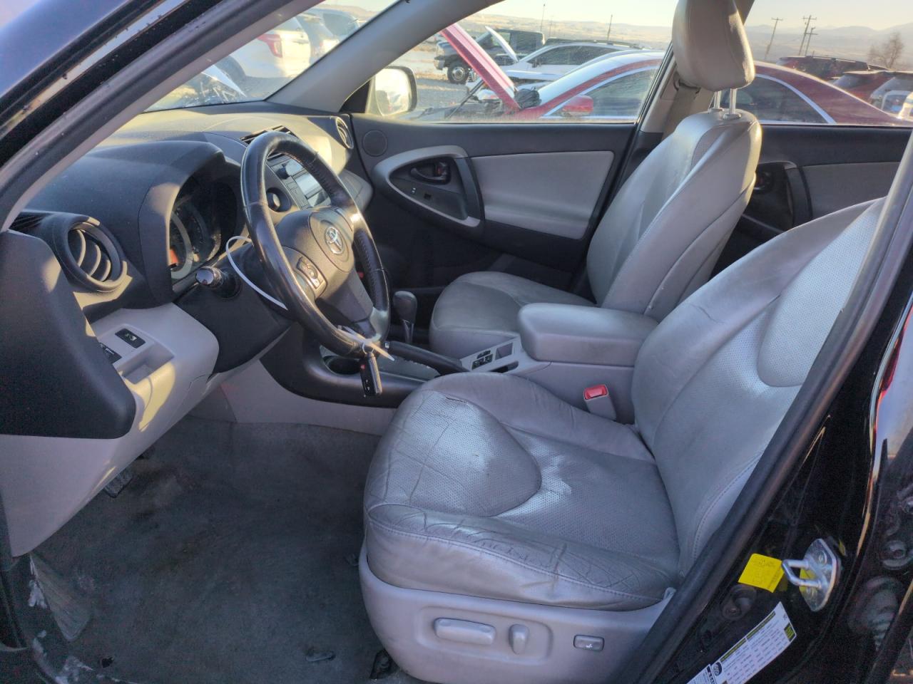 2011 Toyota RAV 4 VIN 2T3DK4DV3BW053671 Copart auction photo, side damage thumbnail 7