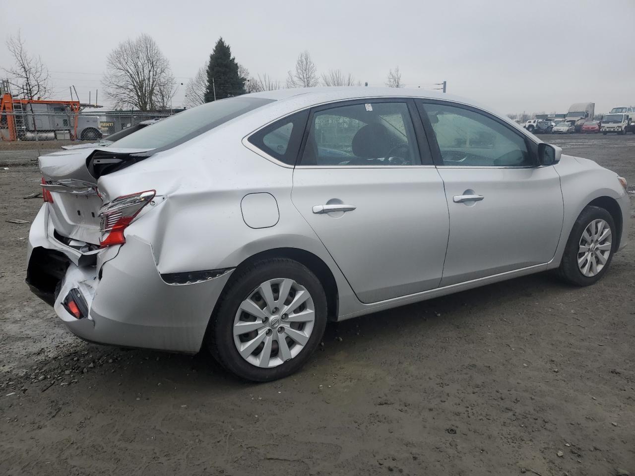 2018 Nissan Sentra VIN 3N1AB7APXJY307883 Copart auction photo, rear end damage thumbnail 3