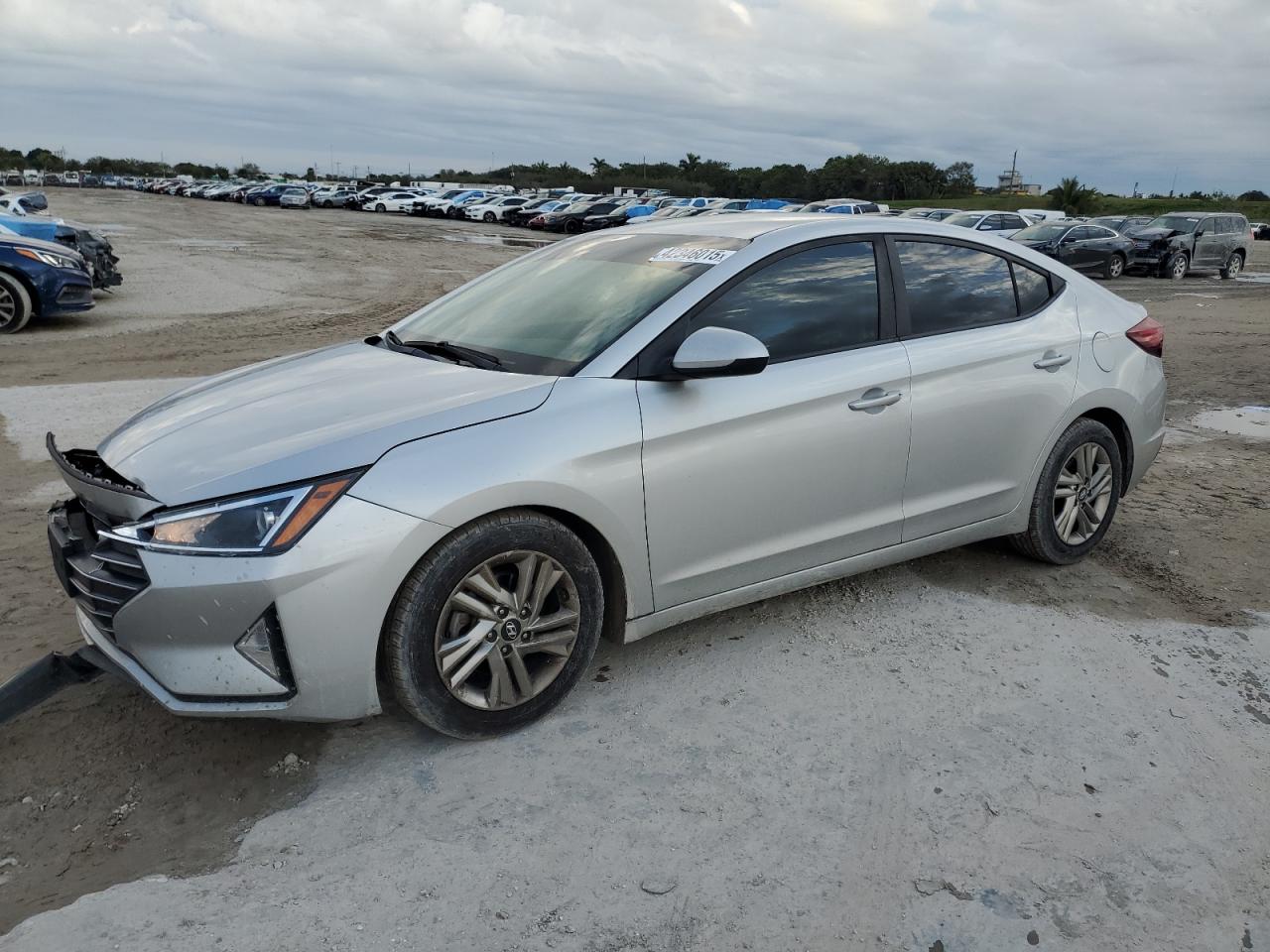2019 Hyundai Elantra VIN 5NPD84LF2KH424688