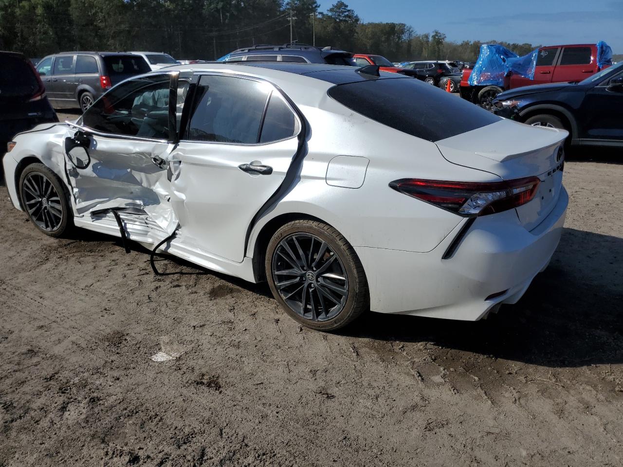 2022 Toyota Camry VIN 4T1K61AK9NU059346 Copart auction photo, side damage thumbnail 2