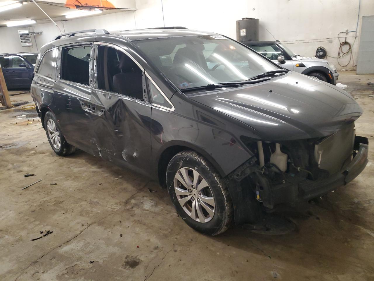 2016 Honda Odyssey VIN 5FNRL5H62GB013445 Copart auction photo, all over damage thumbnail 4