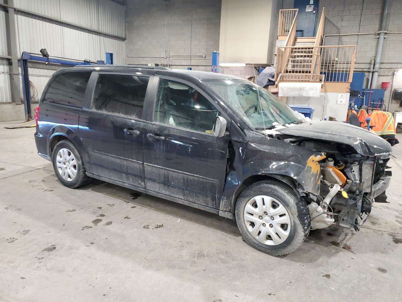 2017 Dodge Caravan VIN 2C4RDGBG3HR883088 Copart auction photo, front end damage thumbnail 4