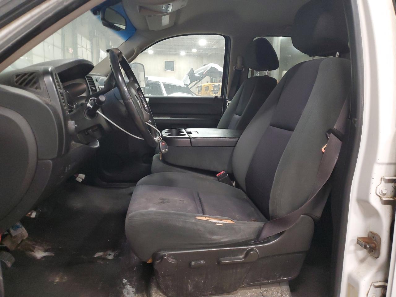 2009 Chevrolet Silverado VIN 1GCHK53K39F120070 Copart auction photo, undercarriage damage thumbnail 7