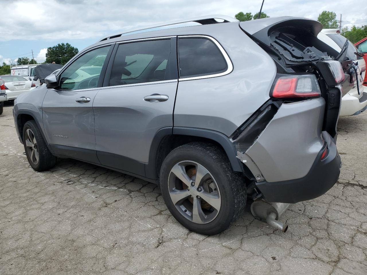2019 Jeep Grand Cherokee VIN 1C4PJMDX8KD463316 Copart auction photo, rear end / minor dent/scratches damage thumbnail 2