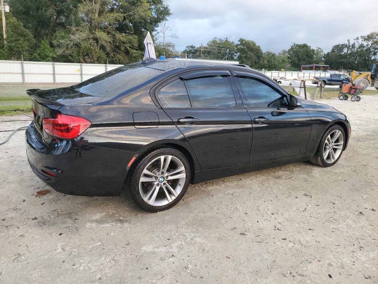 2016 BMW 3er VIN WBA8E9C57GK644994 Copart auction photo, rear end damage thumbnail 3