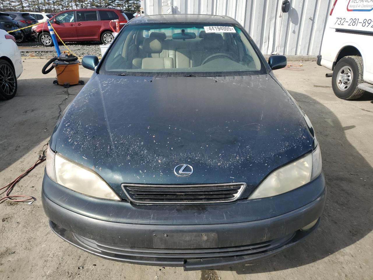 1998 Lexus ES VIN JT8BF28G4W5043724 Copart auction photo, rear end damage thumbnail 5