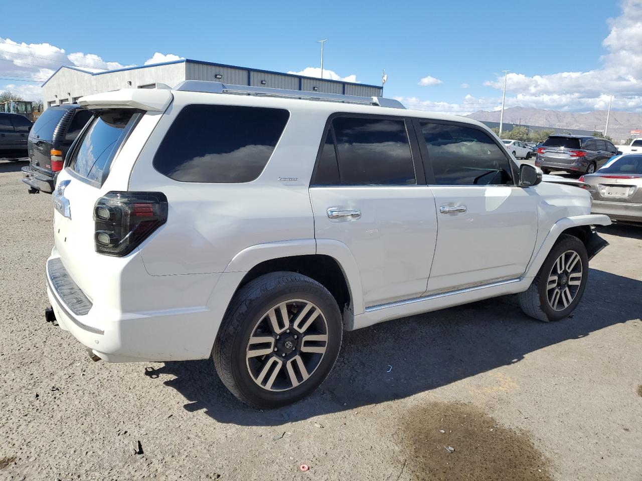 2020 Toyota 4Runner VIN JTEBU5JR0L5813283 Copart auction photo, front end damage thumbnail 3