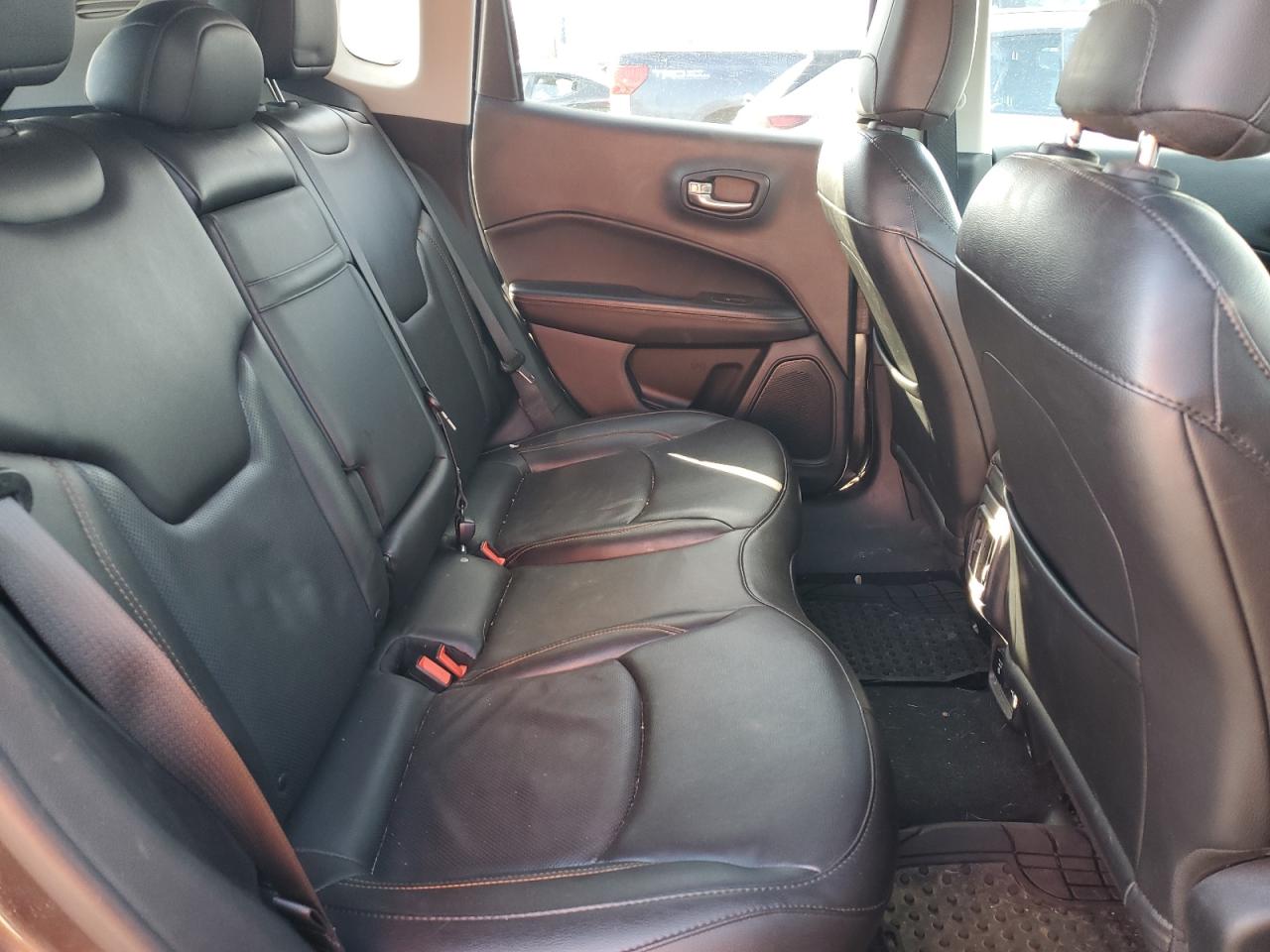 2019 Jeep Compass VIN 3C4NJDCB1KT600832 Copart auction photo, side damage thumbnail 10