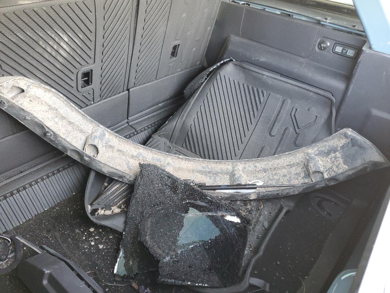 2022 Ford Bronco VIN 1FMDE5DH8NLB82631 Copart auction photo, all over damage thumbnail 15