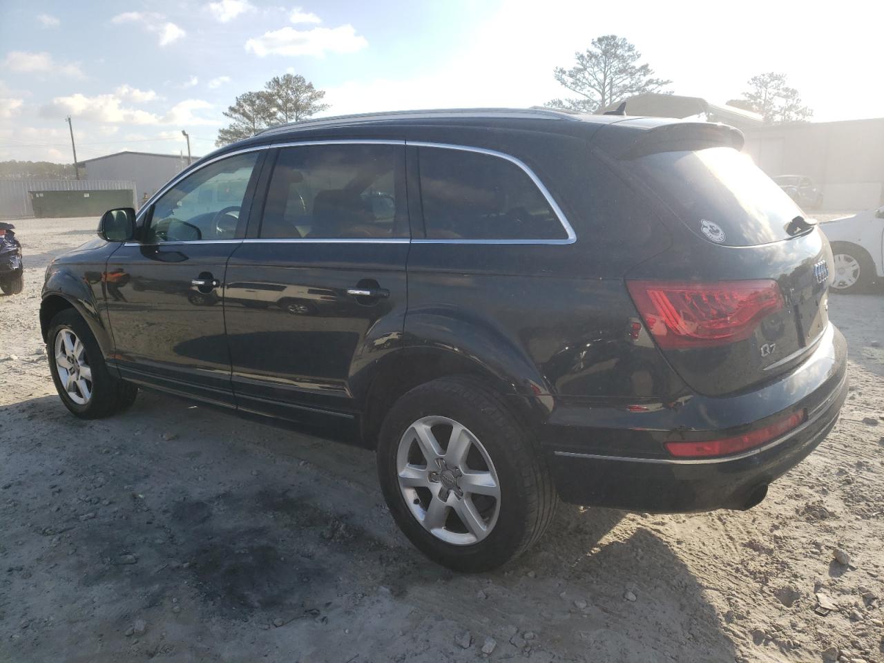 2015 Audi Q7 VIN WA1LGAFE2FD004774 Copart auction photo, front end damage thumbnail 2
