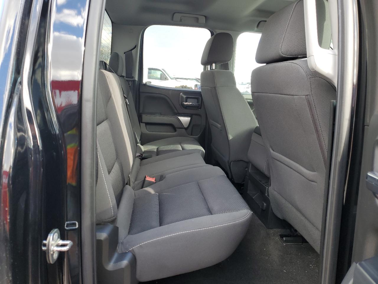 2018 Chevrolet Silverado VIN 1GCVKREC6JZ121877 Copart auction photo, front end / minor dent/scratches damage thumbnail 10