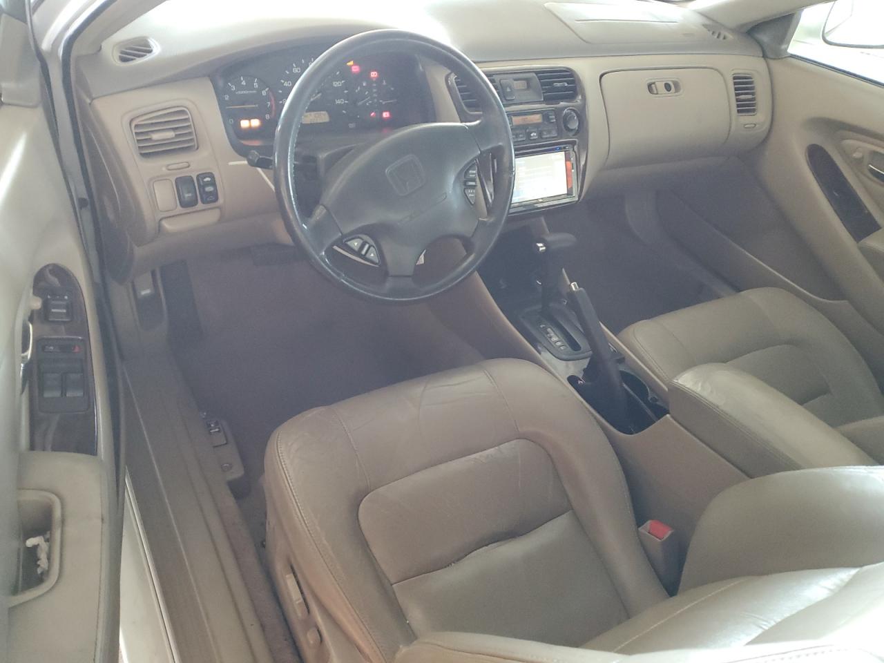 2000 Honda Accord VIN 1HGCG2255YA043446 Copart auction photo, front end damage thumbnail 8