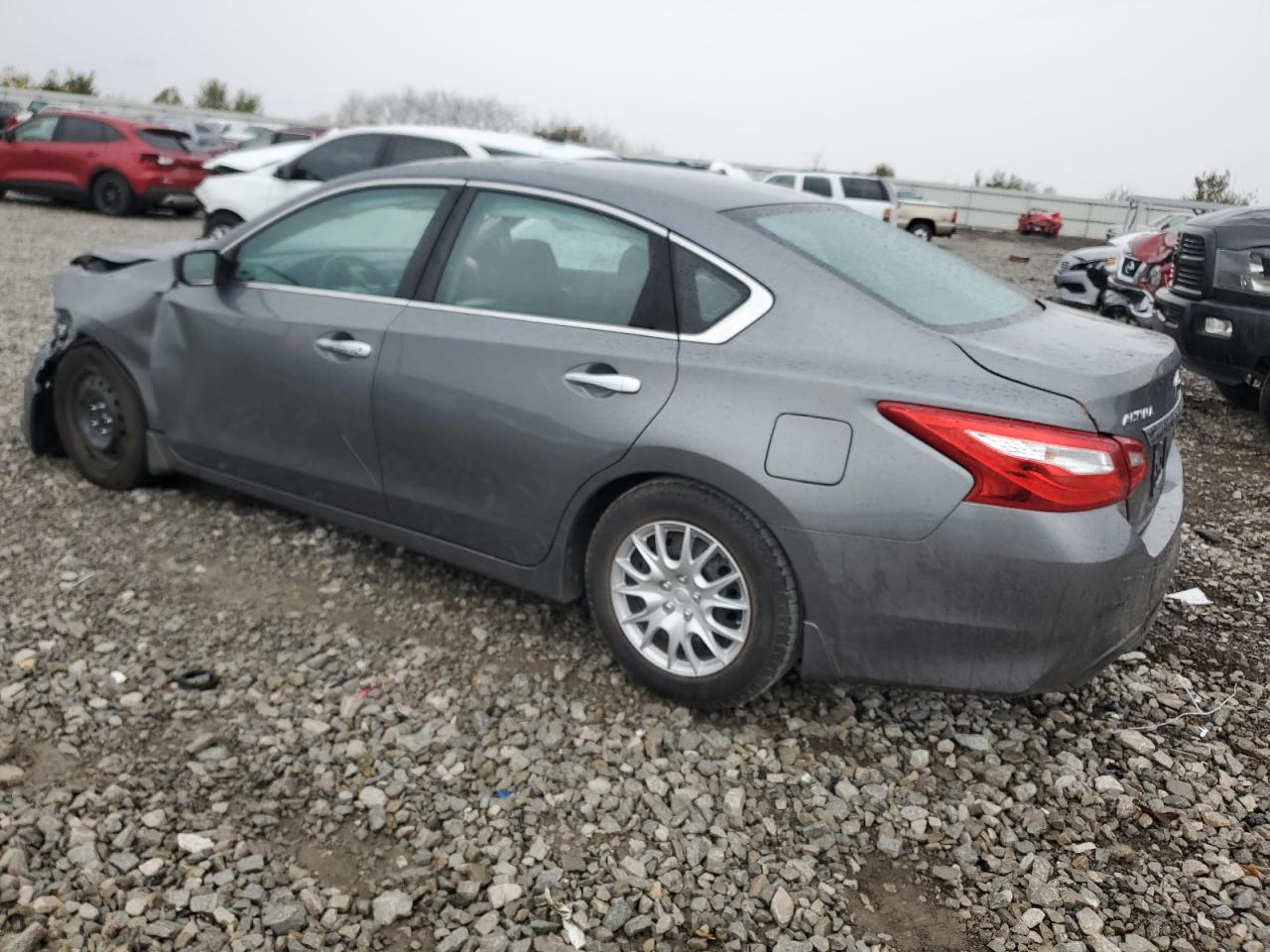 2017 Nissan Altima VIN 1N4AL3AP0HN335031 Copart auction photo, front end / side damage thumbnail 2