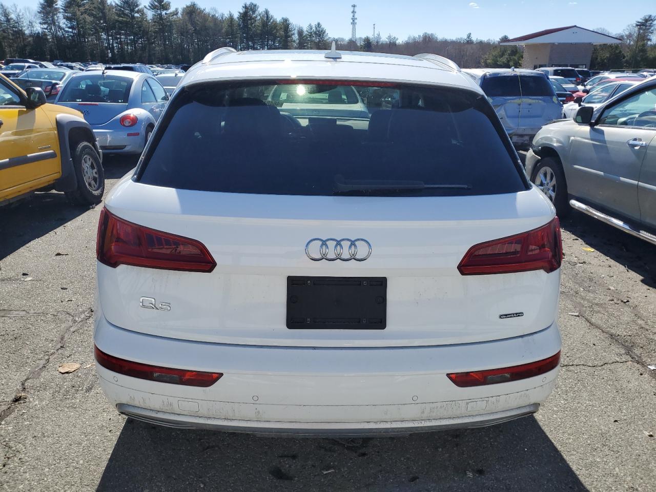 2020 Audi Q5 VIN WA1BNAFY3L2065098 Copart auction photo, front end / minor dent/scratches damage thumbnail 6