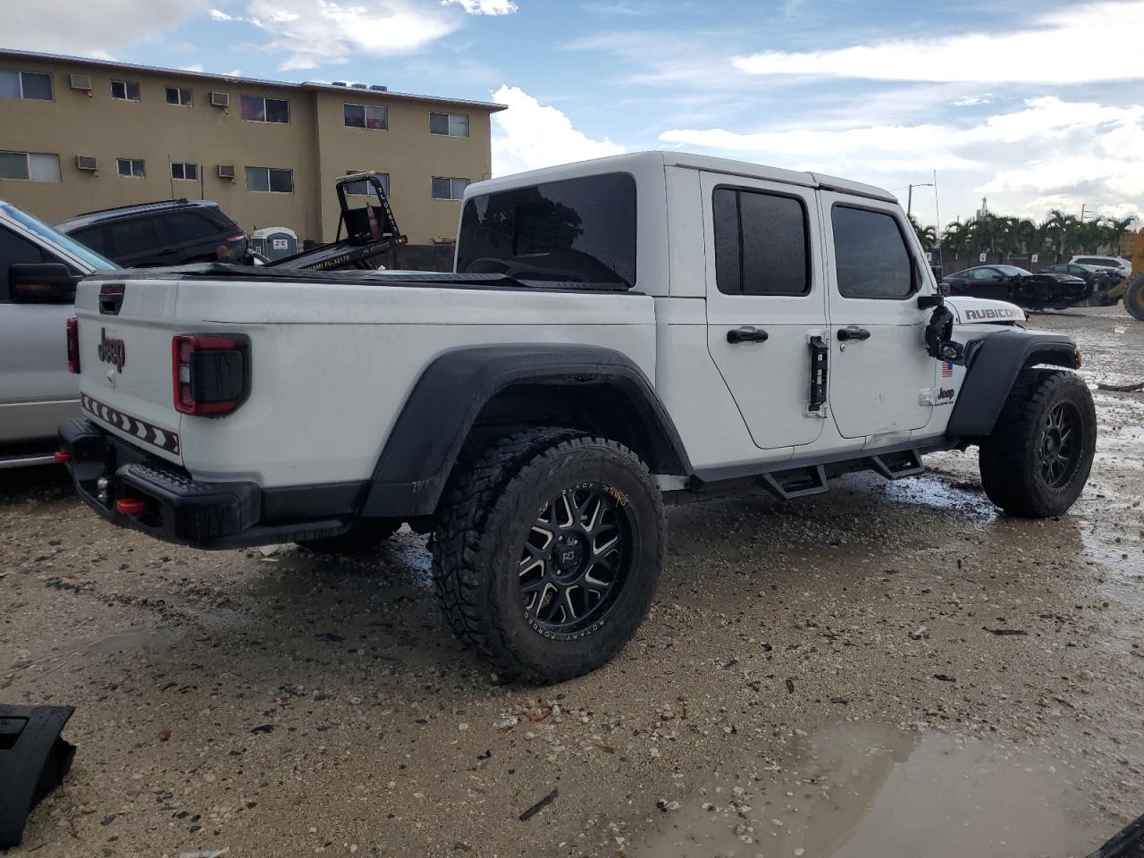 2021 Jeep Gladiator VIN 1C6JJTBGXML555899 Copart auction photo, rollover damage thumbnail 3