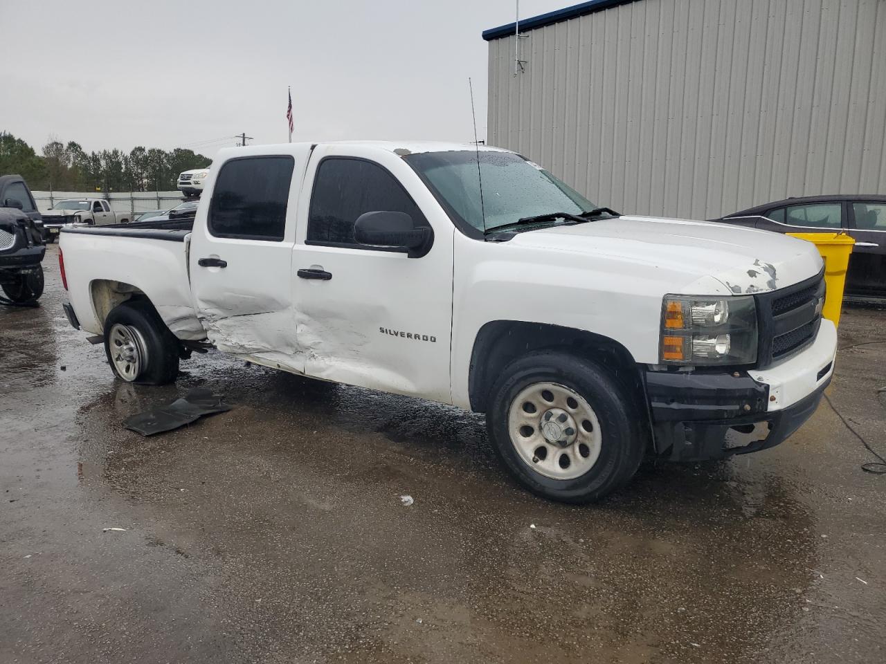 2011 Chevrolet Silverado VIN 3GCPCPEA5BG262692 Copart auction photo, side damage thumbnail 4