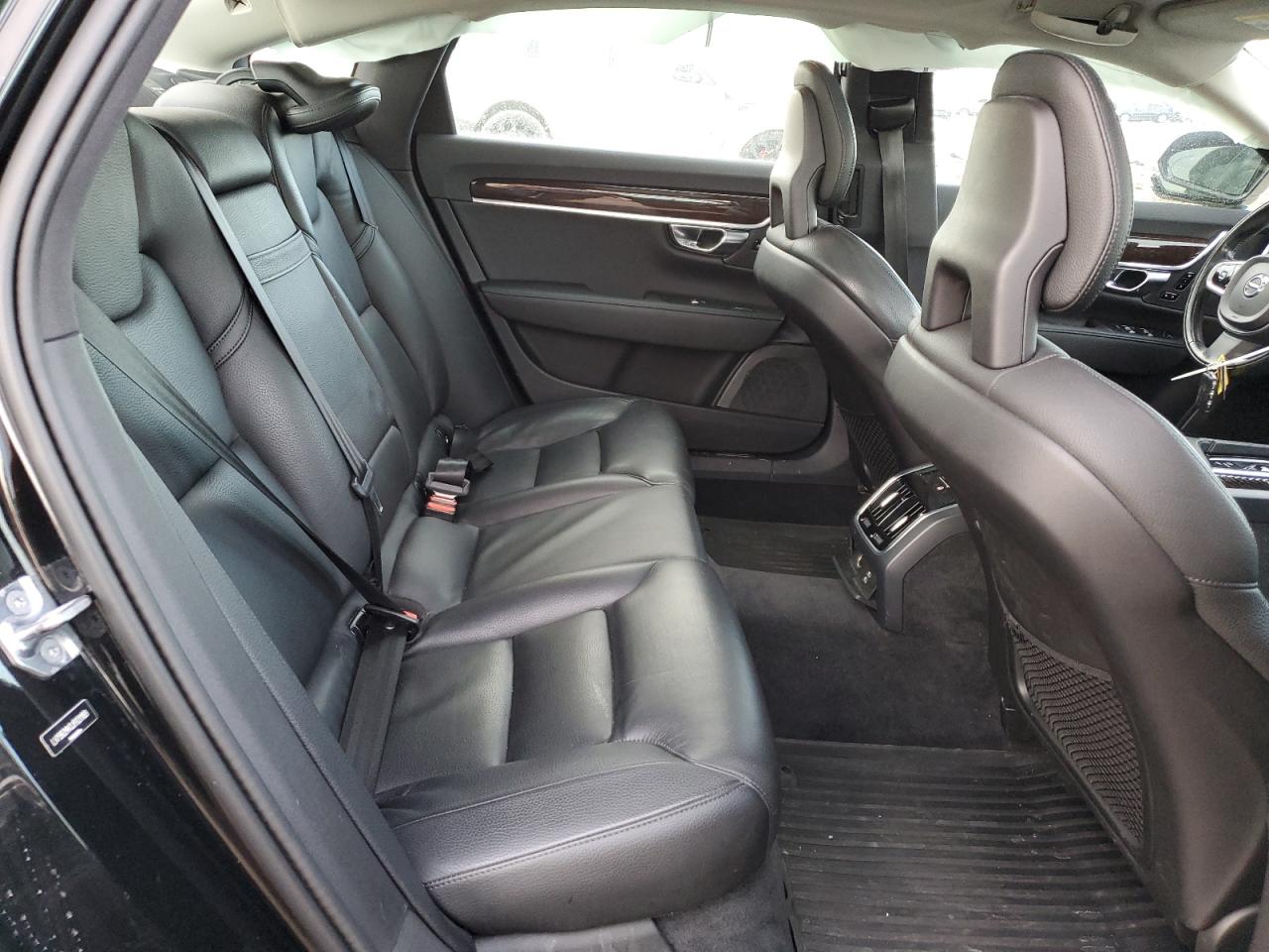2018 Volvo S90 VIN LVY982MK0JP031189 Copart auction photo, side / front end damage thumbnail 10