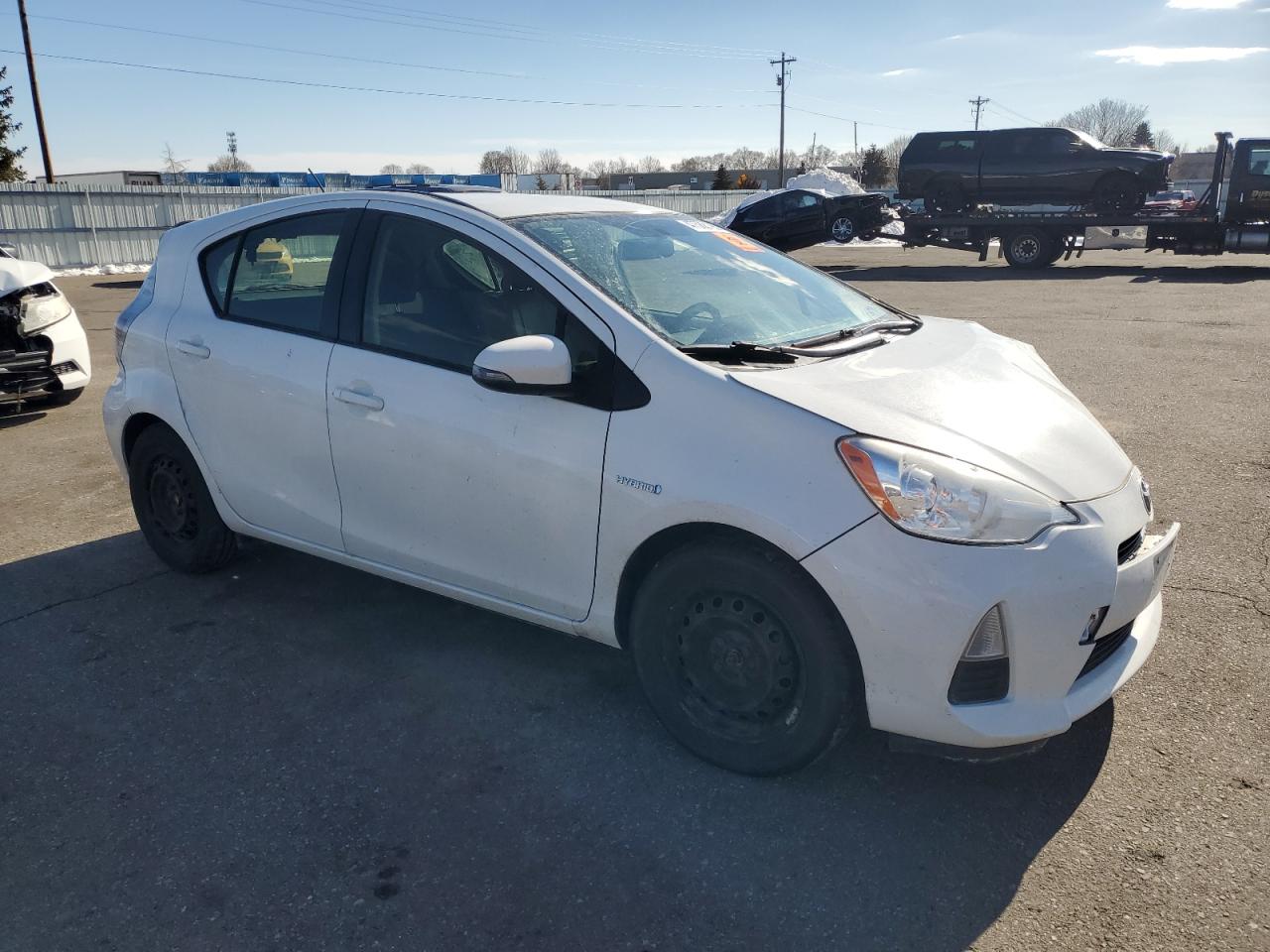 2013 Toyota Prius VIN JTDKDTB37D1556828 Copart auction photo, front end / rear end damage thumbnail 4