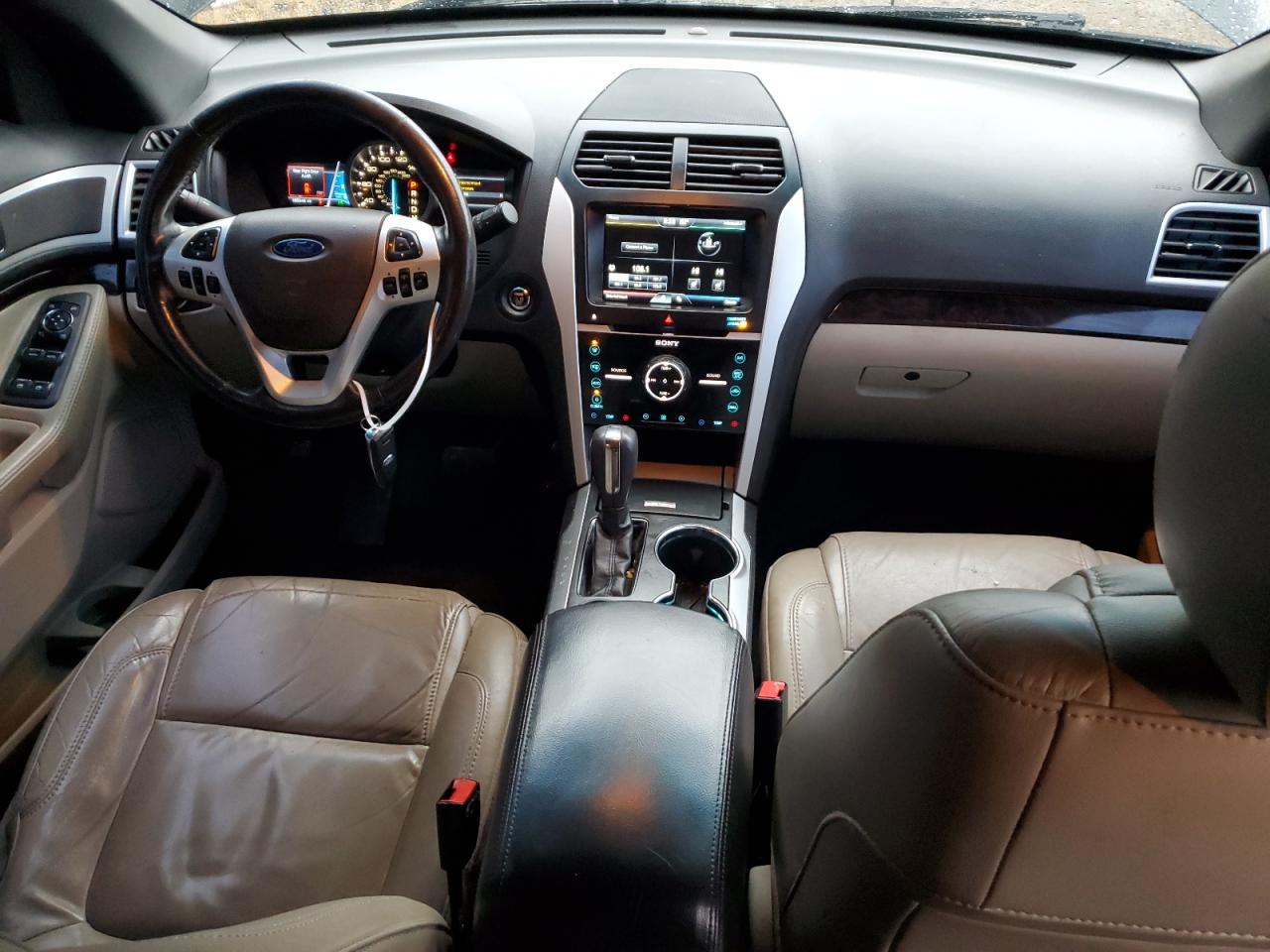 2014 Ford Explorer VIN 1FM5K7F83EGC37324 Copart auction photo, normal wear damage thumbnail 8