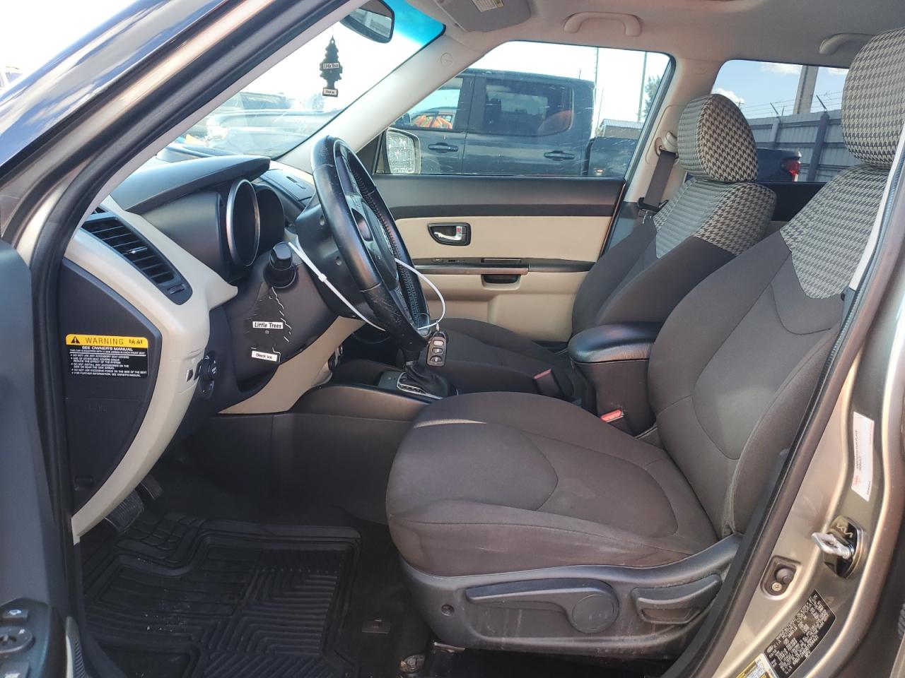 2013 KIA Soul VIN KNDJT2A60D7594421 Copart auction photo, front end / side damage thumbnail 7