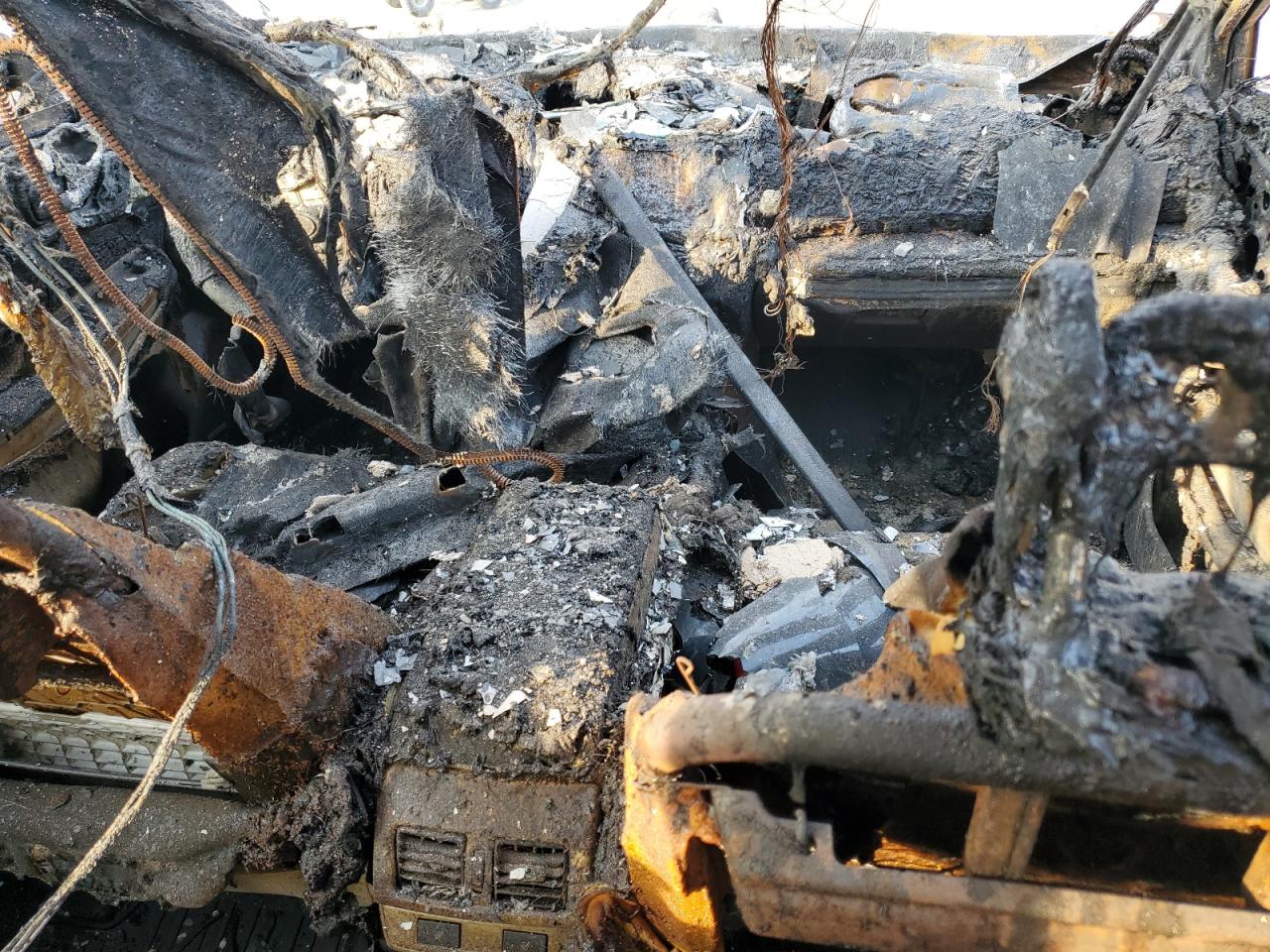 2016 Subaru Outback VIN 4S4BSANC0G3291745 Copart auction photo, burn damage thumbnail 8