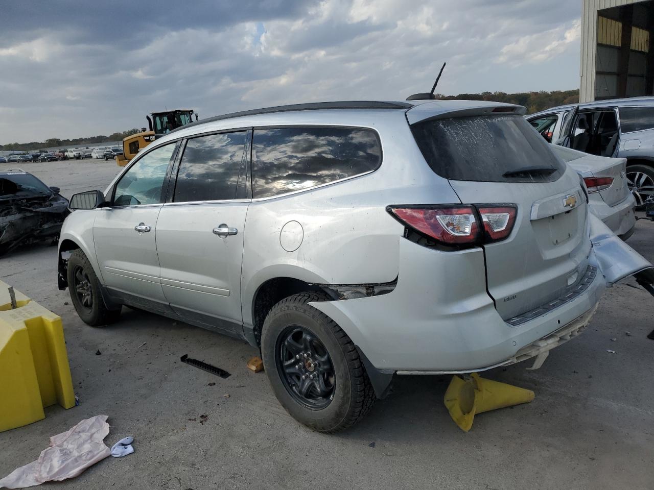 2017 Chevrolet Traverse VIN 1GNKVGKD3HJ289780 Copart auction photo, all over damage thumbnail 2
