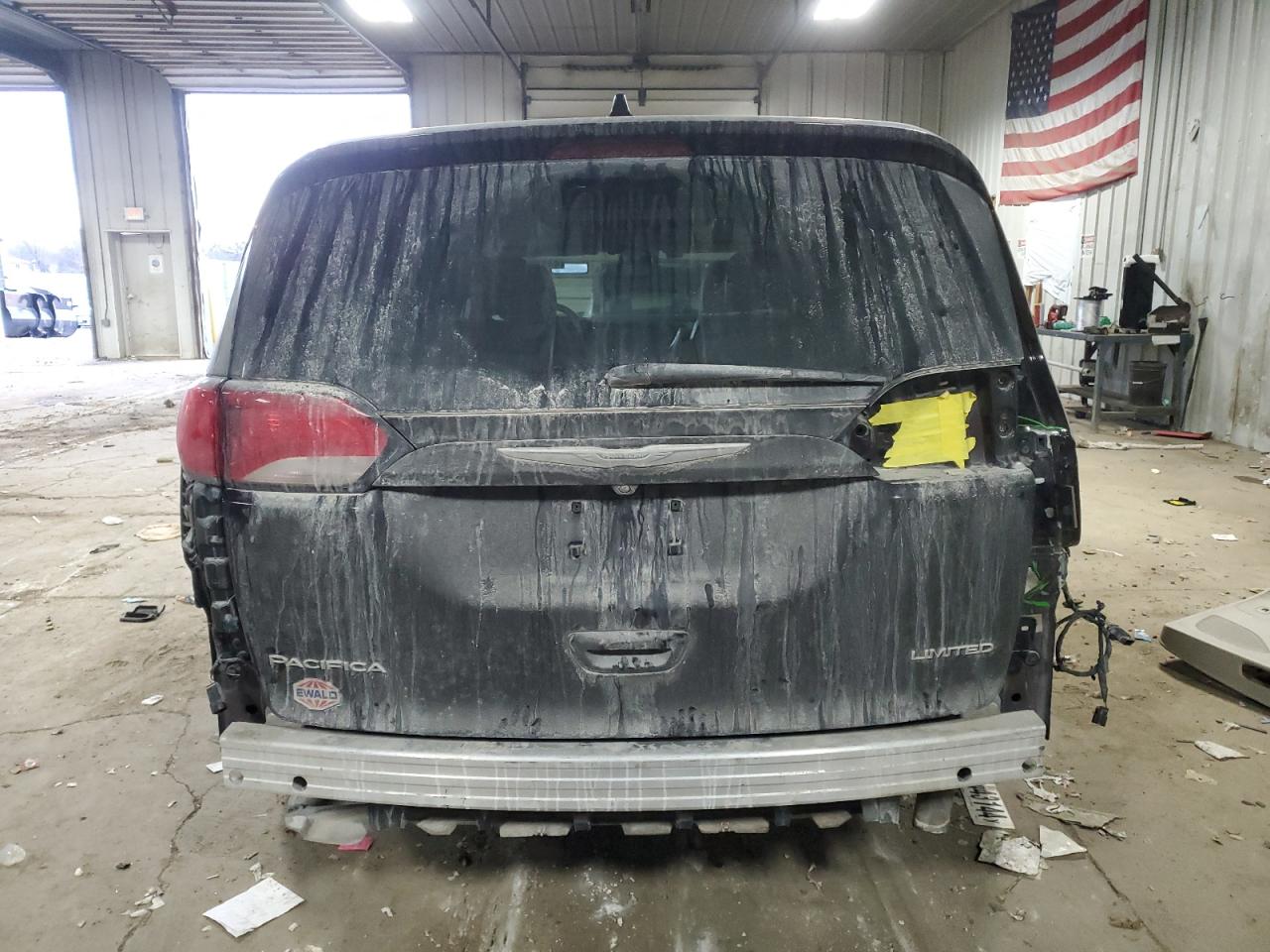 2017 Chrysler Pacifica VIN 2C4RC1GG0HR525715 Copart auction photo, stripped damage thumbnail 6