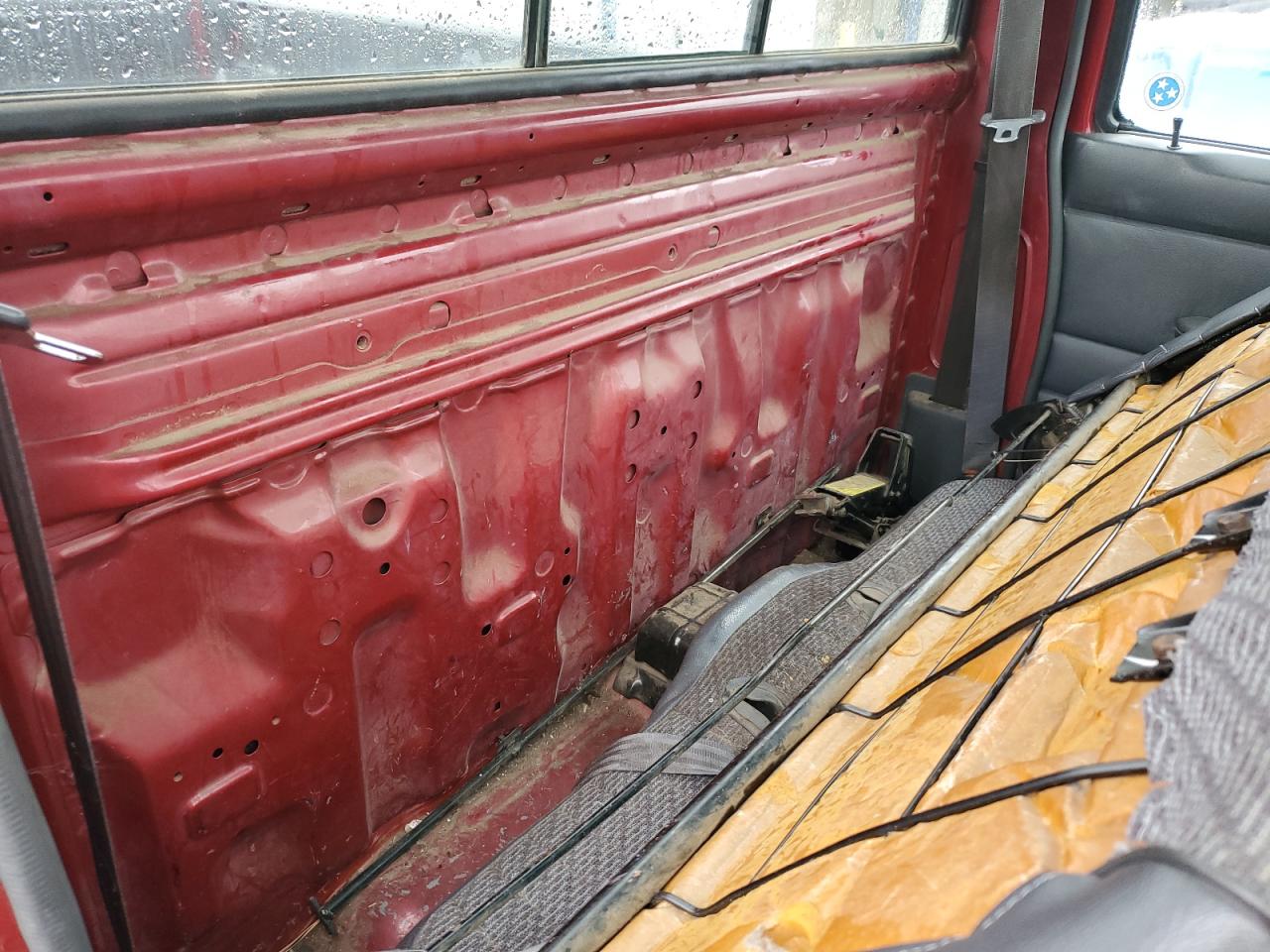 1997 Nissan Navara (Frontier) VIN 1N6SD11S2VC427735 Copart auction photo, front end damage thumbnail 10