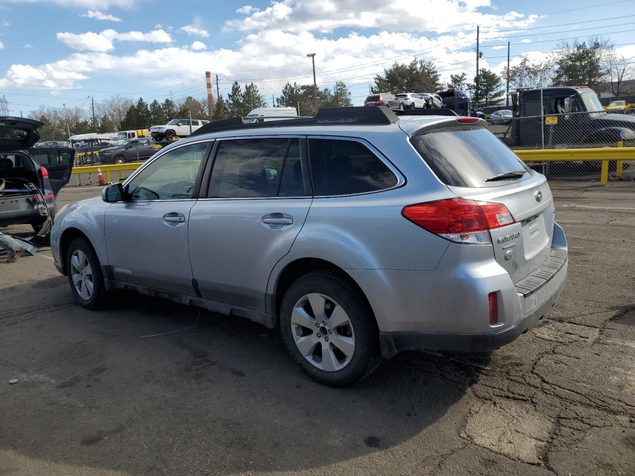 2012 Subaru Outback VIN 4S4BRBGC0C3265588 Copart auction photo, minor dent/scratches damage thumbnail 2