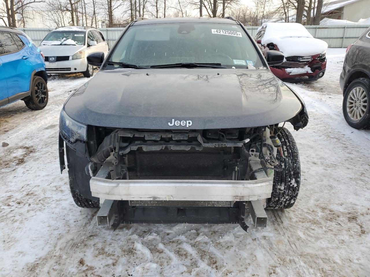 2022 Jeep Compass VIN 3C4NJDBB9NT125467 Copart auction photo, front end damage thumbnail 5