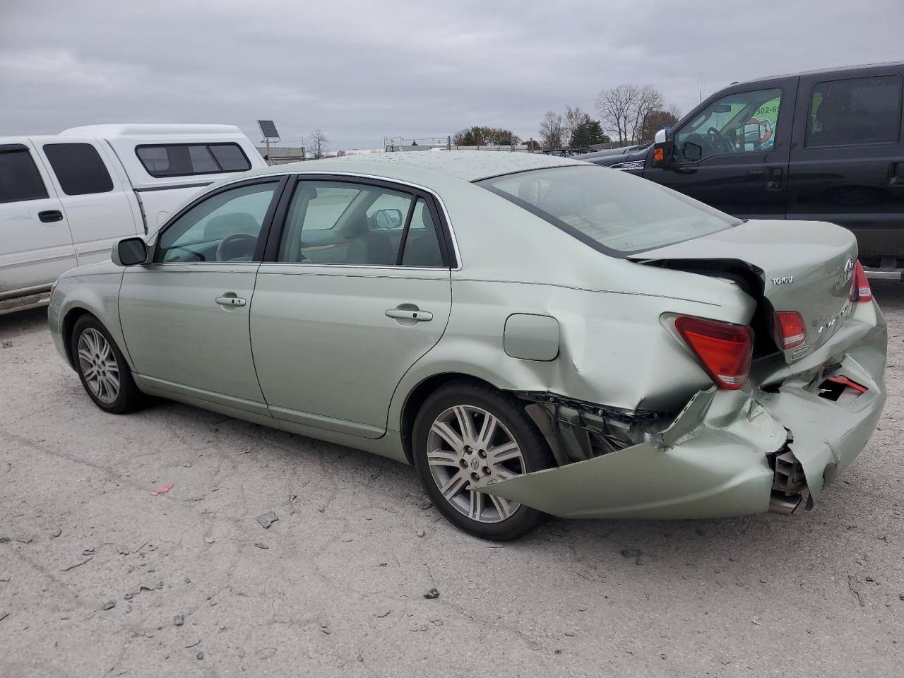 2007 Toyota Avalon VIN 4T1BK36B37U236590 Copart auction photo, rear end / front end damage thumbnail 2