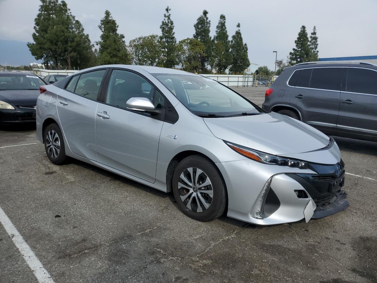 2021 Toyota Prius VIN JTDKAMFP1M3189912 Copart auction photo, front end damage thumbnail 4