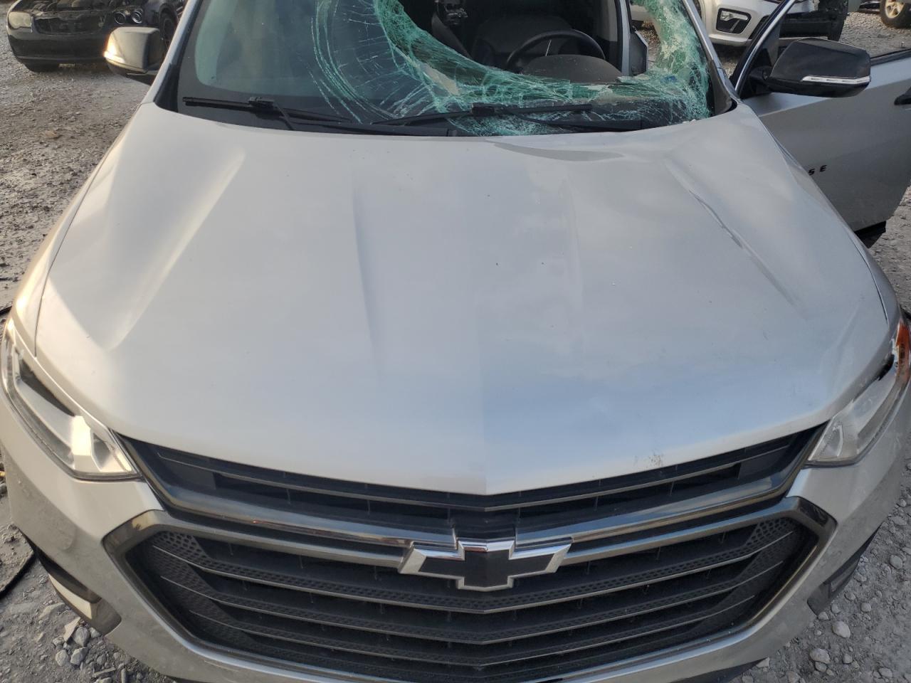2018 Chevrolet Traverse VIN 1GNEVJKW9JJ112183 Copart auction photo, top/roof / front end damage thumbnail 12