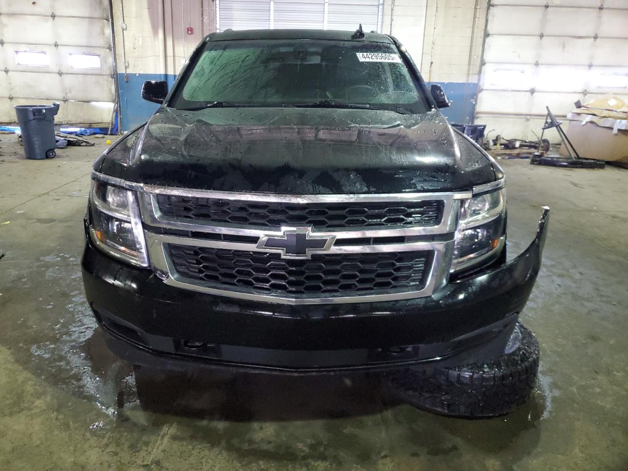 2020 Chevrolet Tahoe VIN 1GNSKAKC6LR117167 Copart auction photo, all over / undercarriage damage thumbnail 5