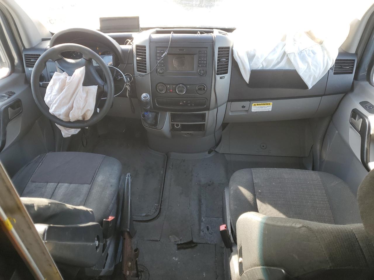2018 Mercedes-Benz Sprinter VIN WD3PE7CD4JP637175 Copart auction photo, front end / minor dent/scratches damage thumbnail 8