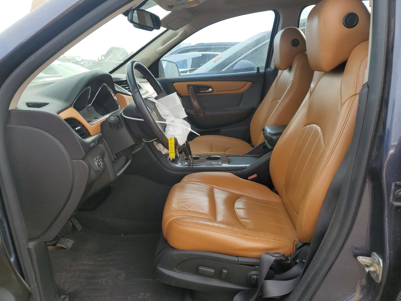 2013 Chevrolet Traverse VIN 1GNKVLKD8DJ101743 Copart auction photo, front end / minor dent/scratches damage thumbnail 7