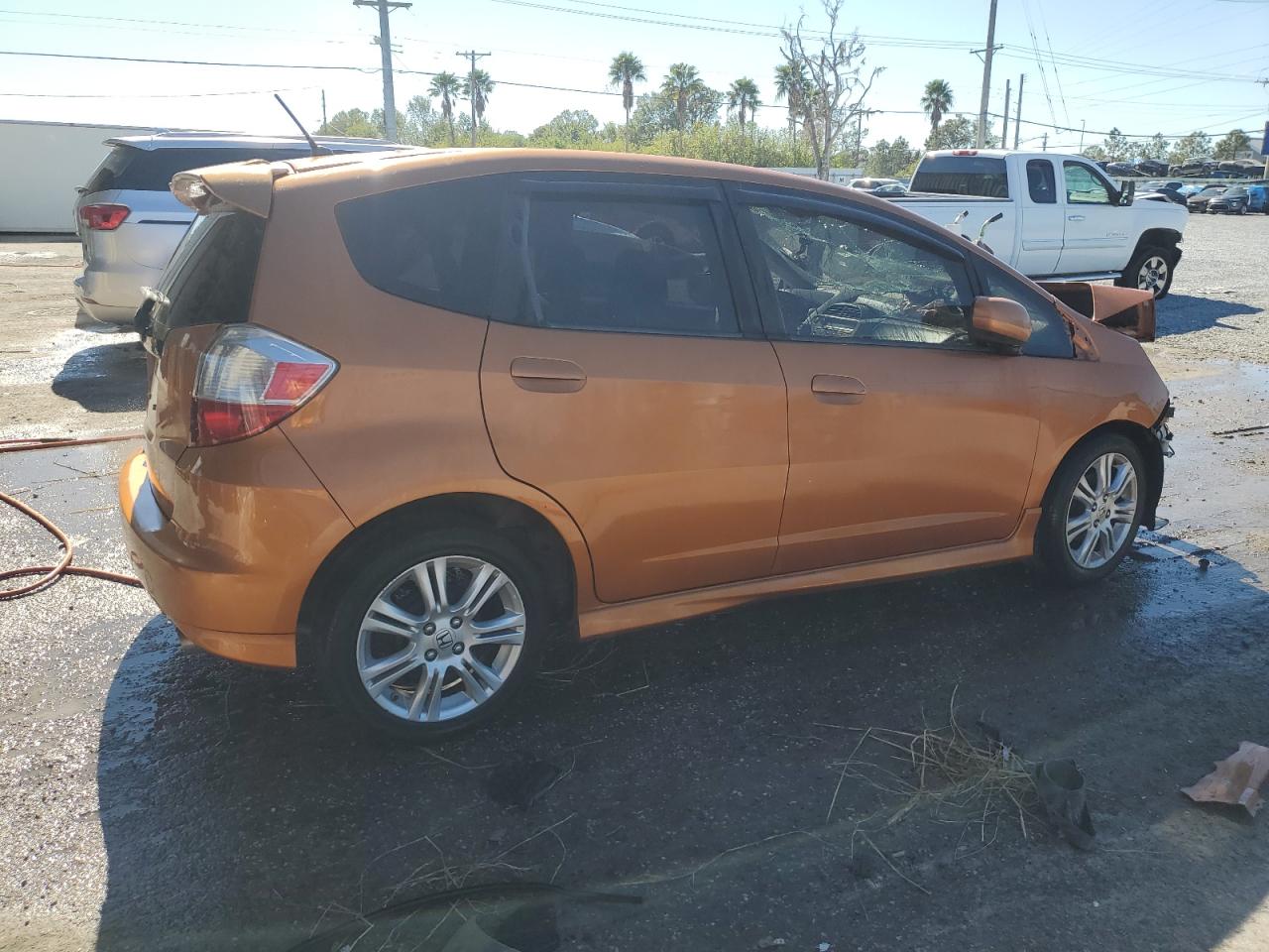 2010 Honda Fit VIN JHMGE8H42AS008515 Copart auction photo, front end / rear end damage thumbnail 3