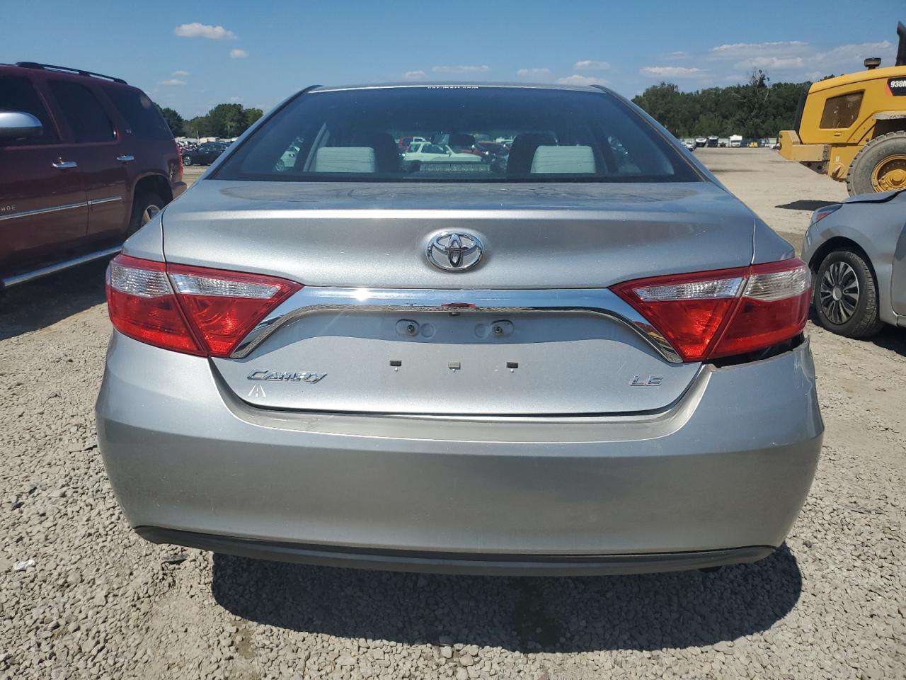 2016 Toyota Camry VIN 4T1BF1FK2GU162250 Copart auction photo, side / front end damage thumbnail 6