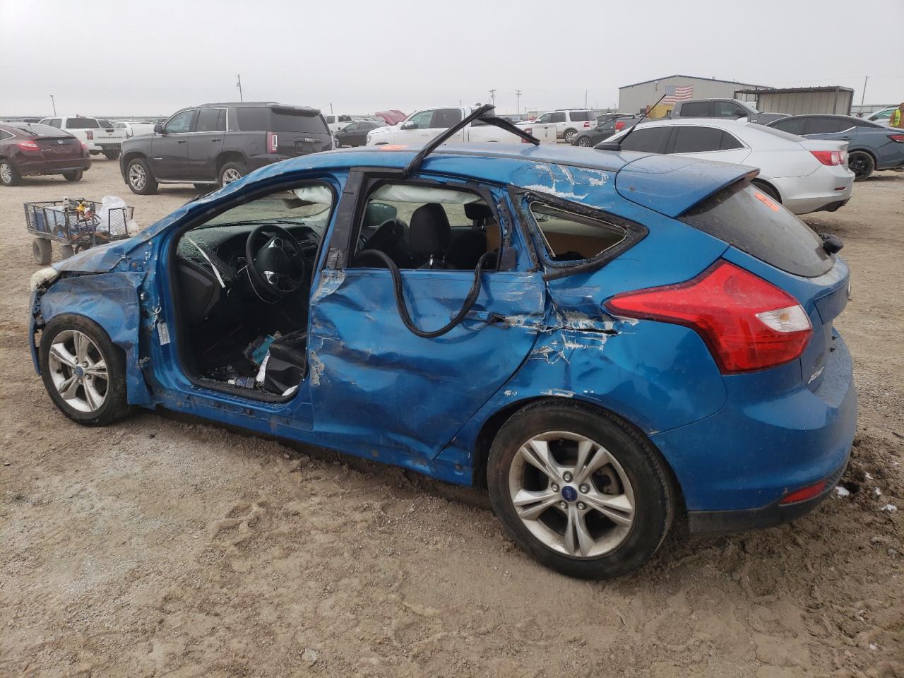 2012 Ford Focus VIN 1FAHP3K28CL236287 Copart auction photo, all over damage thumbnail 2