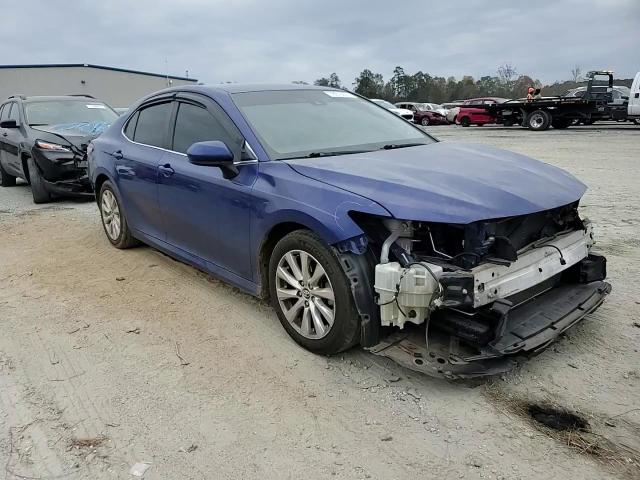 2018 Toyota Camry VIN 4T1B11HK4JU528762 Copart auction photo, front end / minor dent/scratches damage thumbnail 11
