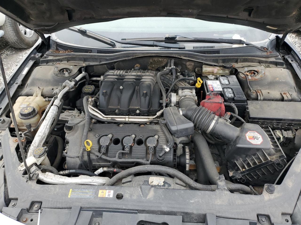 2011 Ford Fusion VIN 3FAHP0JG7BR290255 Copart auction photo, front end / minor dent/scratches damage thumbnail 11