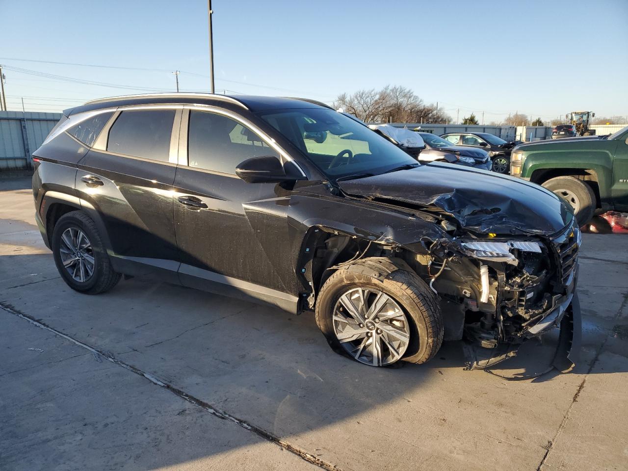 2022 Hyundai Tucson VIN KM8JBCA13NU025820 Copart auction photo, front end / hail damage thumbnail 4