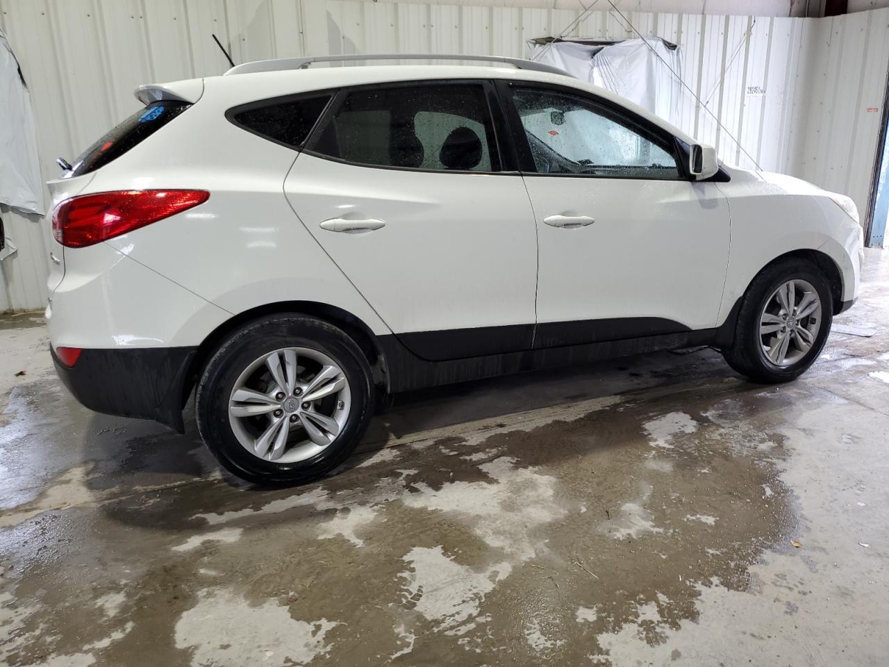 2010 Hyundai Tucson VIN KM8JUCAC6AU111919 Copart auction photo, front end / undercarriage damage thumbnail 3