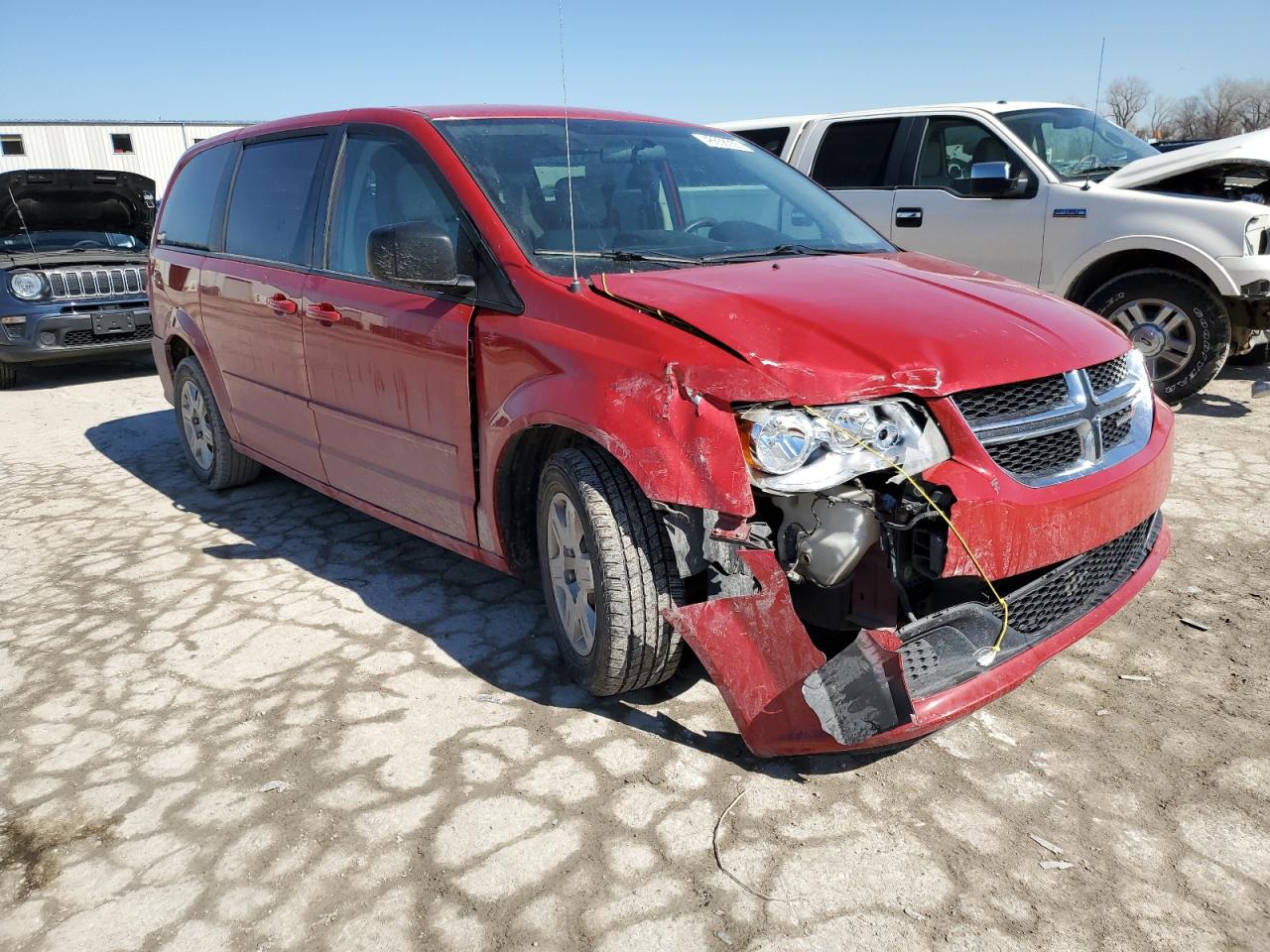2012 Dodge Caravan VIN 2C4RDGBG2CR349315 Copart auction photo, front end damage thumbnail 4