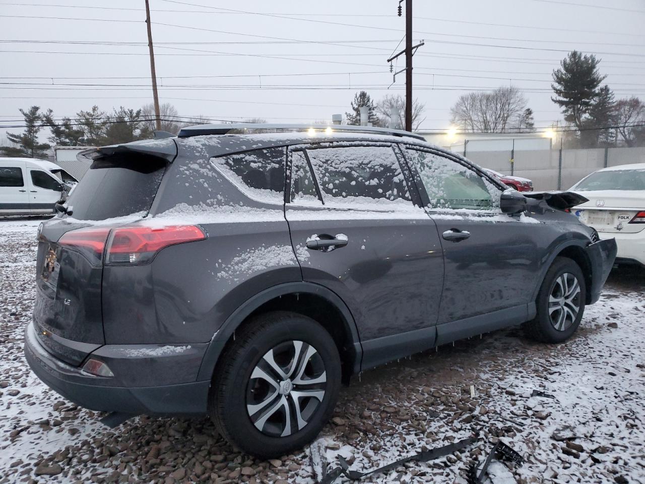 2018 Toyota RAV 4 VIN JTMZFREV9JJ726269 Copart auction photo, front end / side damage thumbnail 3