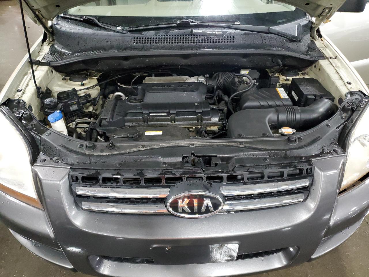 2008 KIA Sportage VIN KNDJF724687458852 Copart auction photo, front end / side damage thumbnail 12