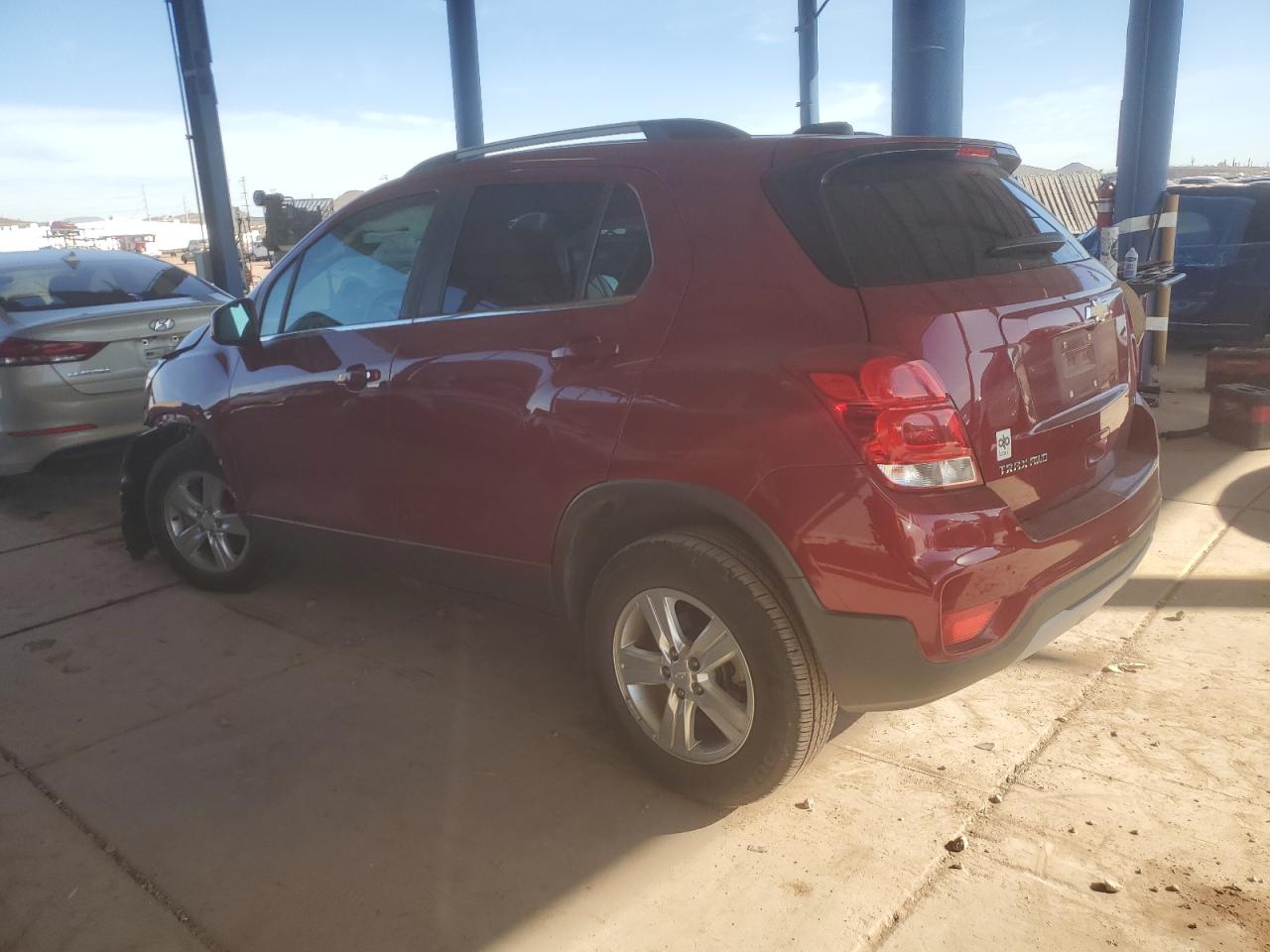 2019 Chevrolet Trax VIN 3GNCJPSB6KL256335 Copart auction photo, front end damage thumbnail 2