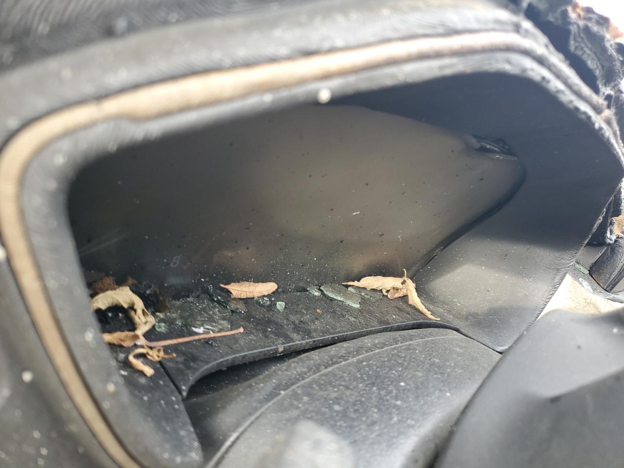 2022 Ford Escape VIN 1FMCU9G63NUB69165 Copart auction photo, burn - engine / missing/altered vin damage thumbnail 9