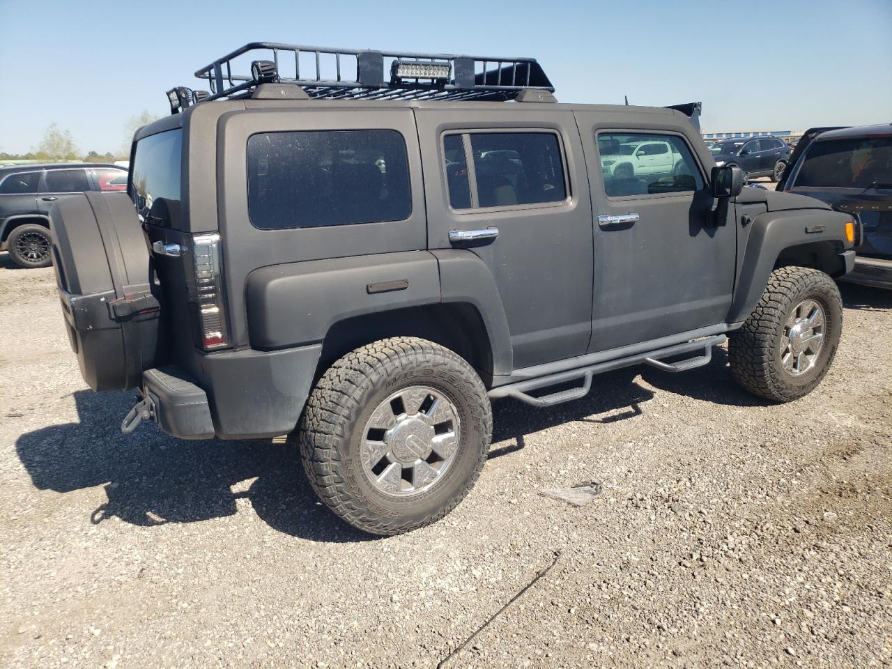 2009 Hummer H3 VIN 5GTEN13EX98146451 Copart auction photo, front end / minor dent/scratches damage thumbnail 3