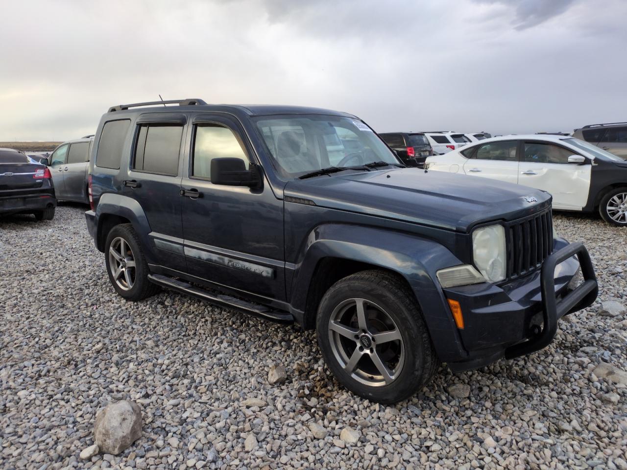 2008 Jeep Liberty (North America) VIN 1J8GN28K58W232208 Copart auction photo, rear end damage thumbnail 4